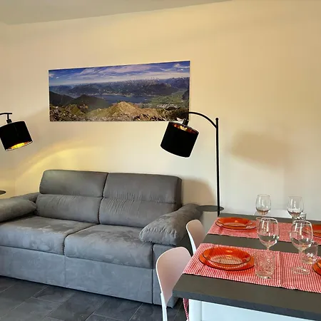 Rigoletto, Garden, Air Comnditioning - Larihome A69 Apartment *